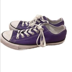 Purple low top Converse